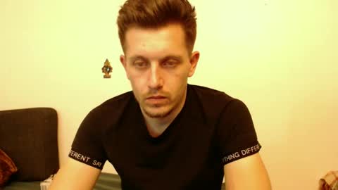 Snapshot of arromwilliam90 chatting on 9, 2, 2025 arromwilliam90 online show from 9, 2, 2025