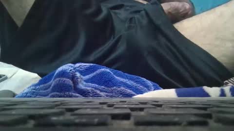 Snapshot of art_max99xxx chatting on 8, 11, 2025 art_max99xxx online show from 8, 11, 2025