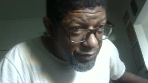 Snapshot of arteblazze chatting on 12, 7, 2026 Arteblazze not daddy boy bitch or nigga online show from 12, 7, 2026
