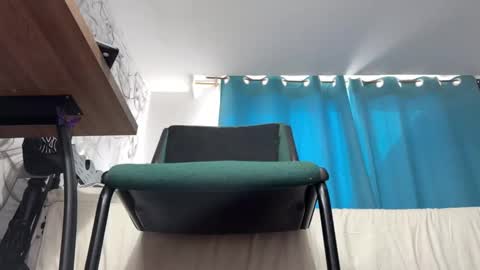   online show from 1, 1, 2025