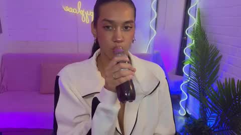 artemiss_tay online show from 11, 9, 2025