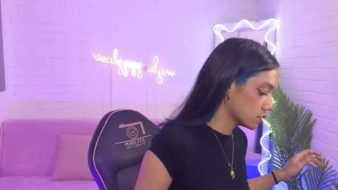 artemiss_tay online show from 15, 9, 2025