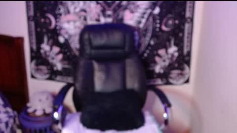 dafnee online show from 14, 12, 2025