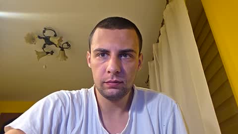 A online show from 19, 10, 2025