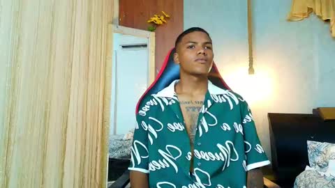 Snapshot of arthur_collins_ chatting on 19, 5, 2026 ARTHUR online show from 19, 5, 2026