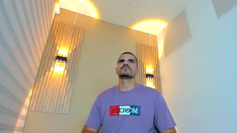 Snapshot of arthur_howard chatting on 22, 12, 2025 arthur_howard online show from 22, 12, 2025