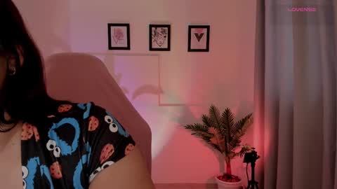 Snapshot of artmist_ chatting on 18, 2, 2025 Eli online show from 18, 2, 2025