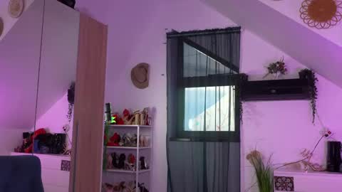 Snapshot of artofboobs chatting on 14, 4, 2026 Amalia online show from 14, 4, 2026