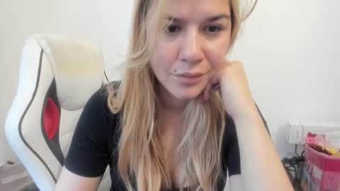 MIA online show from 8, 11, 2025