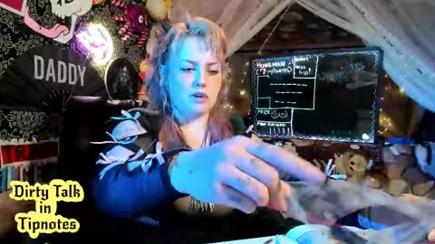 ArtsyHeartsyy online show from 28, 3, 2026