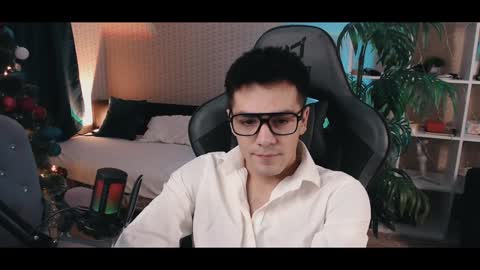 Artur Cumalot online show from 16, 12, 2024