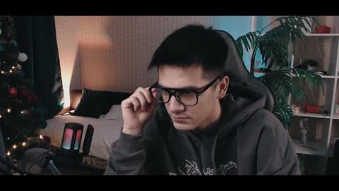 Artur Cumalot online show from 17, 12, 2024