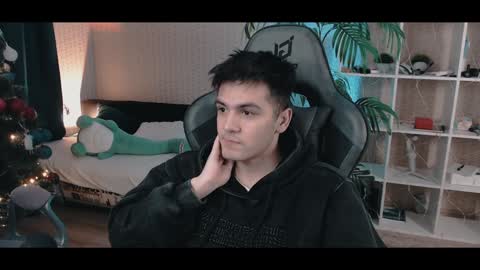 Artur Cumalot online show from 19, 12, 2024