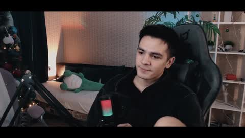 Artur Cumalot online show from 20, 12, 2024