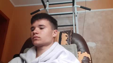 Snapshot of arvyn_ chatting on 14, 4, 2026 Denis online show from 14, 4, 2026