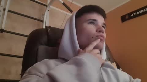 Snapshot of arvyn_ chatting on 27, 4, 2026 Denis online show from 27, 4, 2026