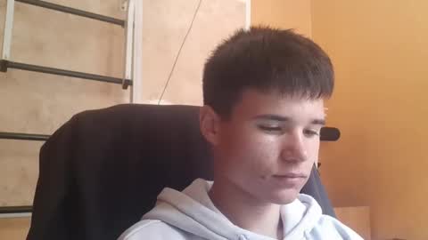Snapshot of arvyn_ chatting on 1, 6, 2026 Denis online show from 1, 6, 2026