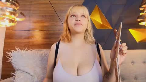 Snapshot of ary_hanna chatting on 19, 1, 2026 sofia online show from 19, 1, 2026