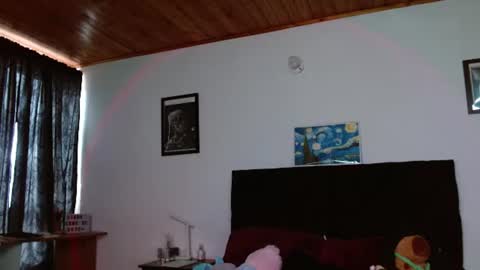 Snapshot of ary_pieerce chatting on 18, 6, 2026 Independent Model online show from 18, 6, 2026