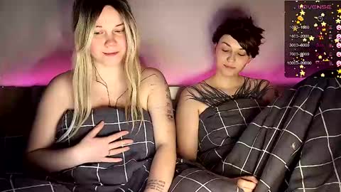 Snapshot of arya_stark7 chatting on 27, 12, 2024 Arya brunett and Cassie blond online show from 27, 12, 2024