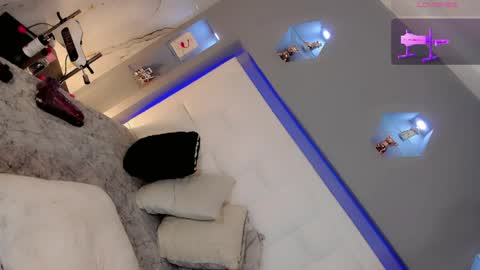 aryajanee online show from 10, 4, 2026