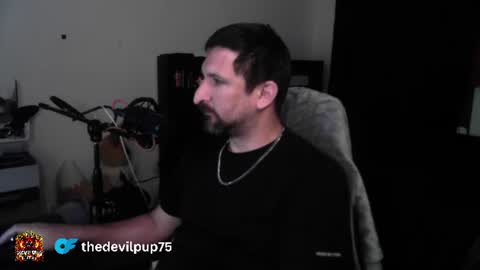 Snapshot of asanator101 chatting on 9, 7, 2026 devilPup75 online show from 9, 7, 2026