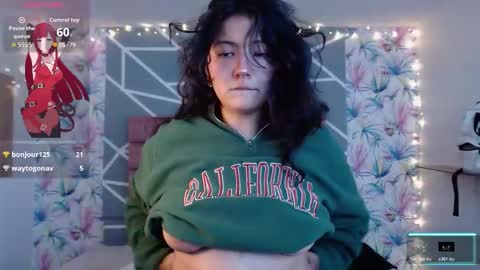 Saray online show from 12, 11, 2025