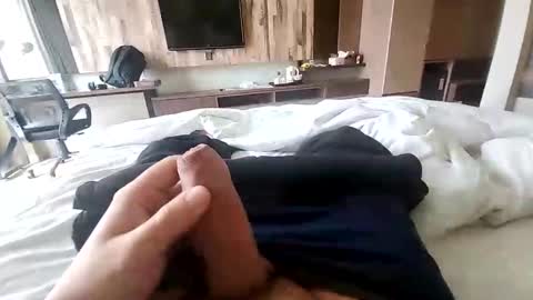 ash795179 online show from 8, 4, 2026