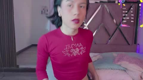 Ash Femboy online show from 8, 1, 2026