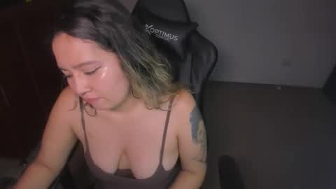 Snapshot of ash_smith1 chatting on 14, 9, 2025 ash_smith1 online show from 14, 9, 2025