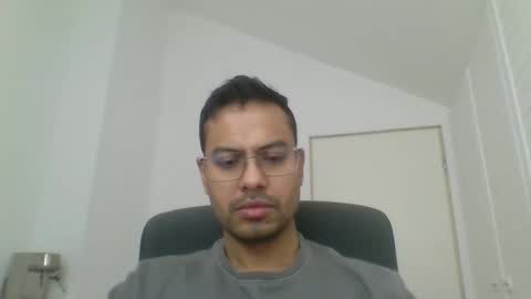 Snapshot of asharma1984xyz chatting on 18, 2, 2026 asharma1984xyz online show from 18, 2, 2026
