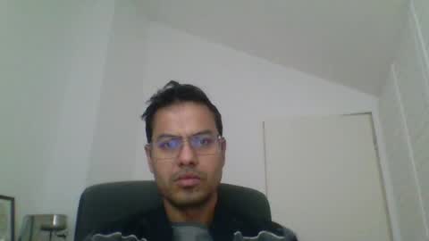 Snapshot of asharma1984xyz chatting on 13, 4, 2026 asharma1984xyz online show from 13, 4, 2026