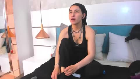 Ashkoreh online show from 16, 2, 2026