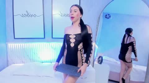 ASHLEY online show from 15, 5, 2026