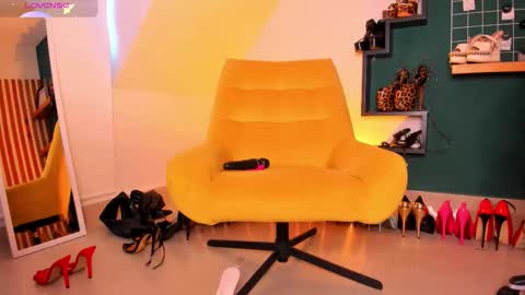 Snapshot of ashley_leon_ chatting on 25, 2, 2026 ashley_leon_ online show from 25, 2, 2026