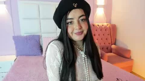 Snapshot of ashley_petit chatting on 20, 7, 2026 ashley_petit online show from 20, 7, 2026