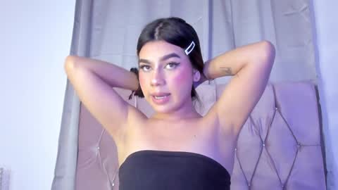 Snapshot of ashley_piinkk chatting on 1, 2, 2025 Ashley online show from 1, 2, 2025