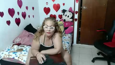 ashley pink11 online show from 7, 2, 2025