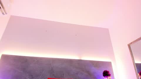 ASHLEY  online show from 22, 1, 2025