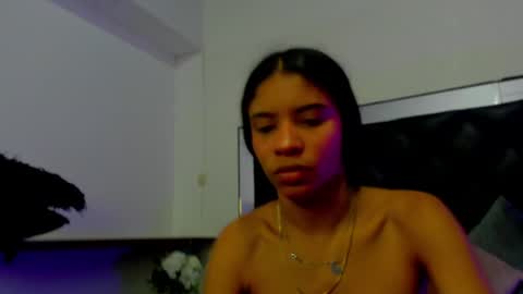 Snapshot of ashleyhiil2 chatting on 21, 1, 2025 AshleyHill online show from 21, 1, 2025