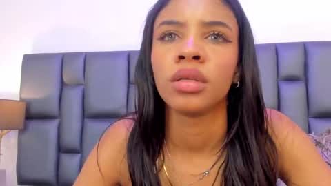 Snapshot of ashleyhiil2 chatting on 9, 3, 2025 AshleyHill online show from 9, 3, 2025