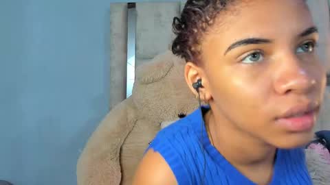 Snapshot of ashleyhiil2 chatting on 27, 9, 2025 AshleyHill online show from 27, 9, 2025