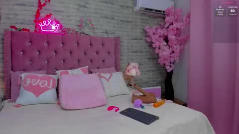 ashleynelsonn online show from 13, 2, 2026