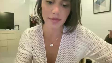 Ashley Scott online show from 13, 4, 2026