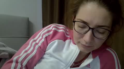 Ashley online show from 3, 12, 2025