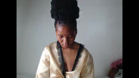 ashleyt255 online show from 18, 11, 2025