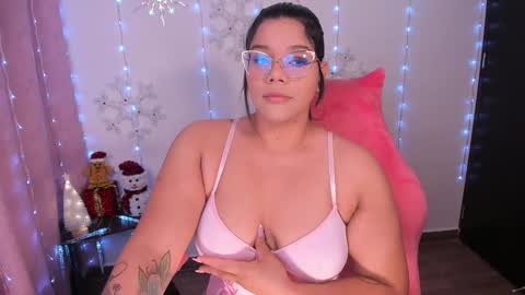 Snapshot of ashleyy18__ chatting on 1, 12, 2024 Ashleyy18   online show from 1, 12, 2024