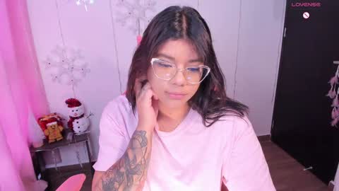 Snapshot of ashleyy18__ chatting on 27, 12, 2024 Ashleyy18   online show from 27, 12, 2024