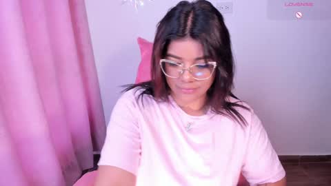 Snapshot of ashleyy18__ chatting on 24, 1, 2025 Ashleyy18   online show from 24, 1, 2025