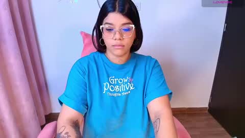 Snapshot of ashleyy18__ chatting on 17, 2, 2025 Ashleyy18   online show from 17, 2, 2025